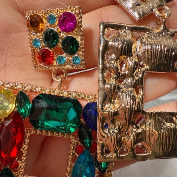 Gold and Colorful lux Gemstone Square Earrings unique - Picture 3 of 12